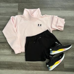 NWOT Under Armour Loose Fit Crop Pale Pink Pullover Sweatshirt